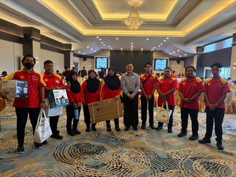 Honouring Excellence Service Champion Day 2025